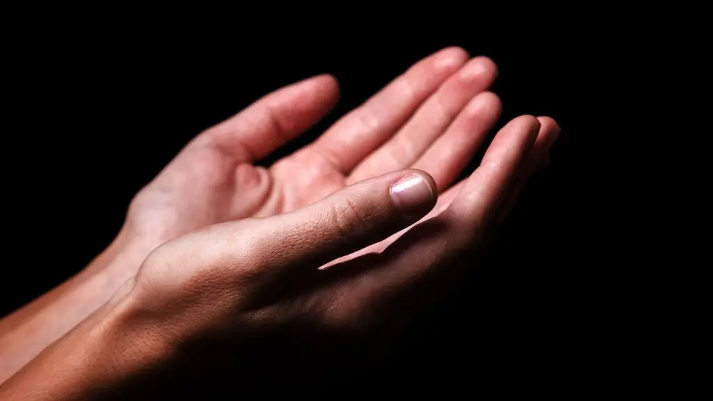 hands_in_prayer-1024x576.jpg.optimal