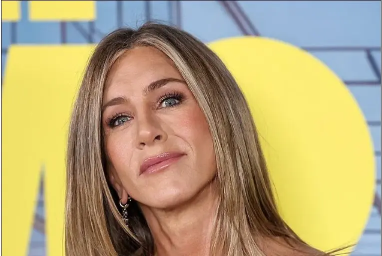 جنیفر آنیستون