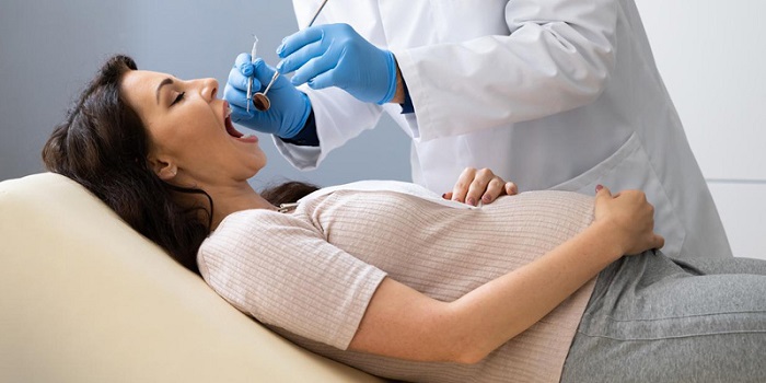 مراجعه به دندانپزشکی در بارداری، بهترین و کم خطرترین زمان