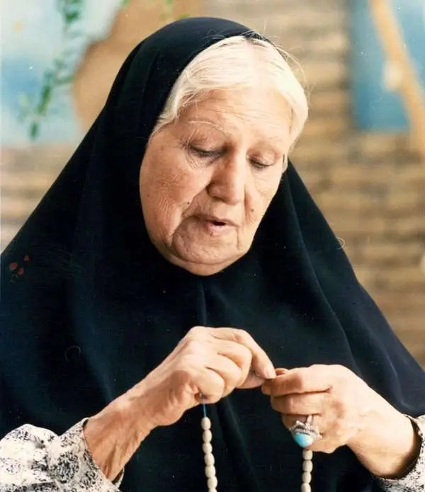 رقیه چهره‌آزاد