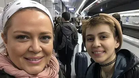 پریا قاسمخانی