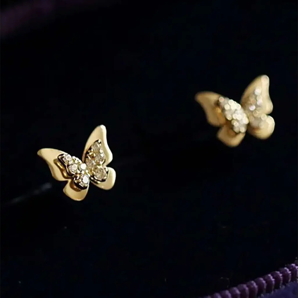 زیباترین و خاص ترین مدل های گوشواره طلا مینیمال با طرح پروانه