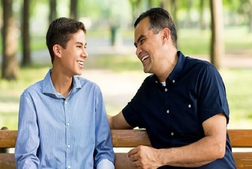 2465435_272-1024x686