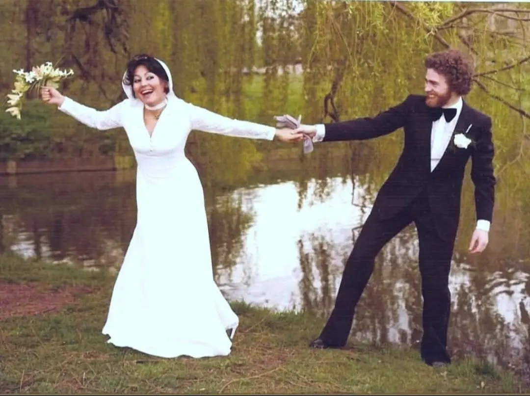  سیمین غفاری 