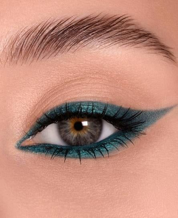 10 مدل آرایش چشم حرفه ای با خط چشم رنگی