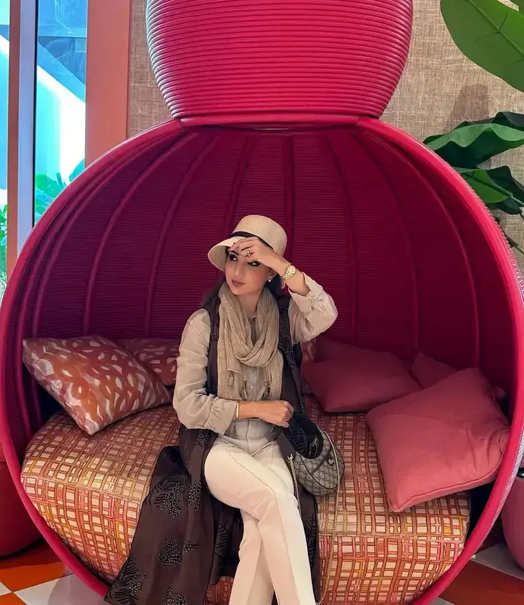 شبنم قلی خانی