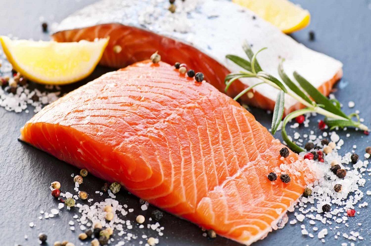 fresh-salmon-with-spices-2c8b82deaff64490b6c19ff5cdd75832