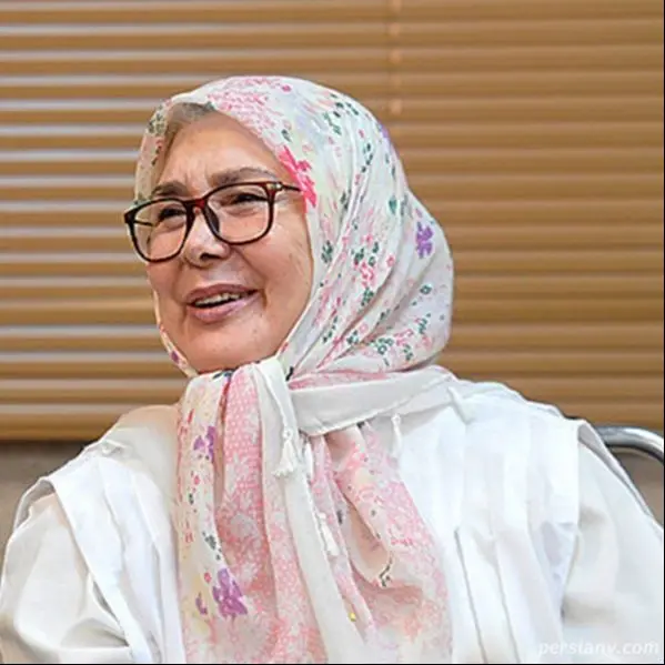 آفرین عبیسی