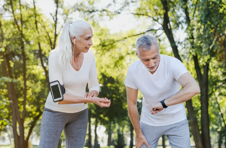 Why_It_s_More_Difficult_to_Lose_Weight_as_We_Age_webp_1100×734_10