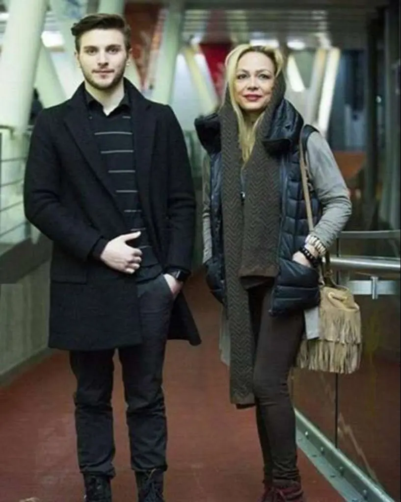 مونا بانکی پور