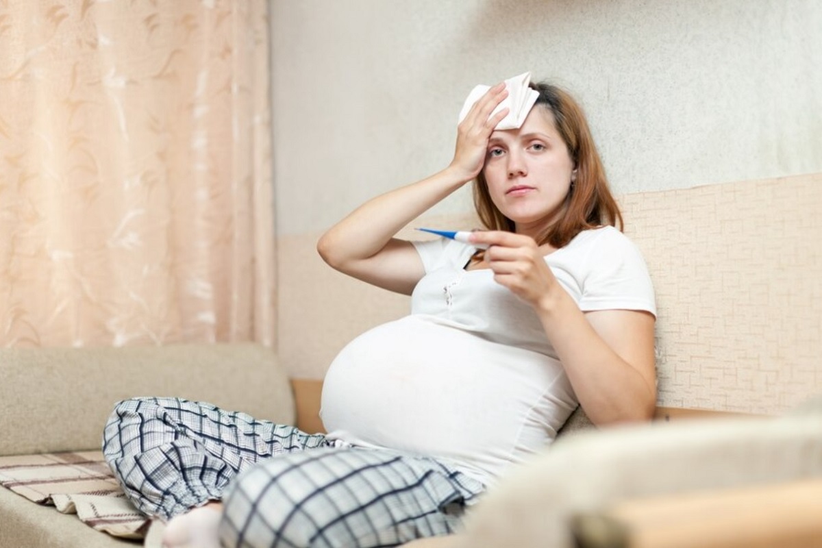 آبله مرغان در بارداری: آیا برای مادر و جنین خطرناک است؟