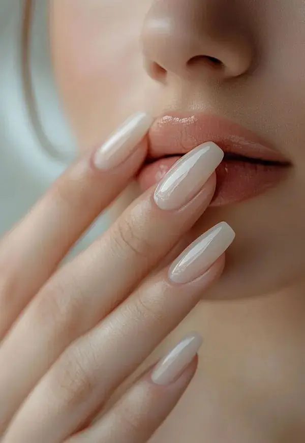 Chrome-shellac-nail-model-33