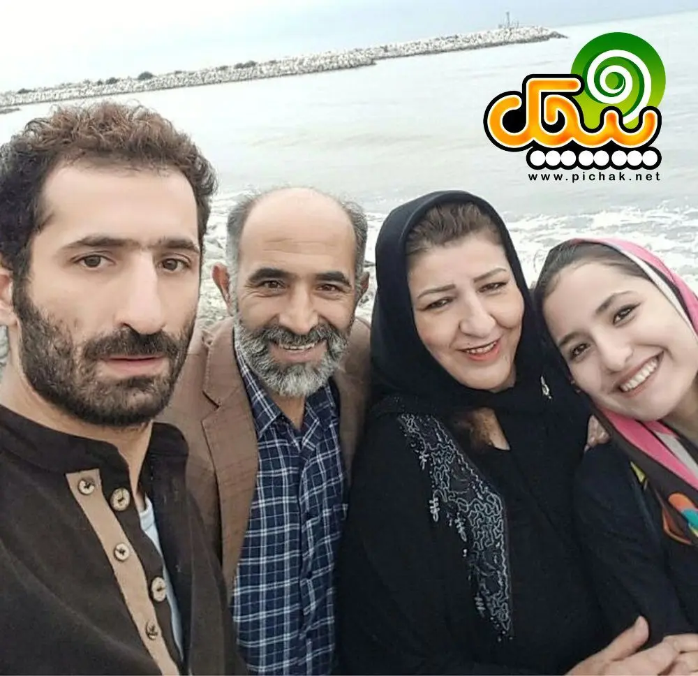 ایمان صفا زاده 