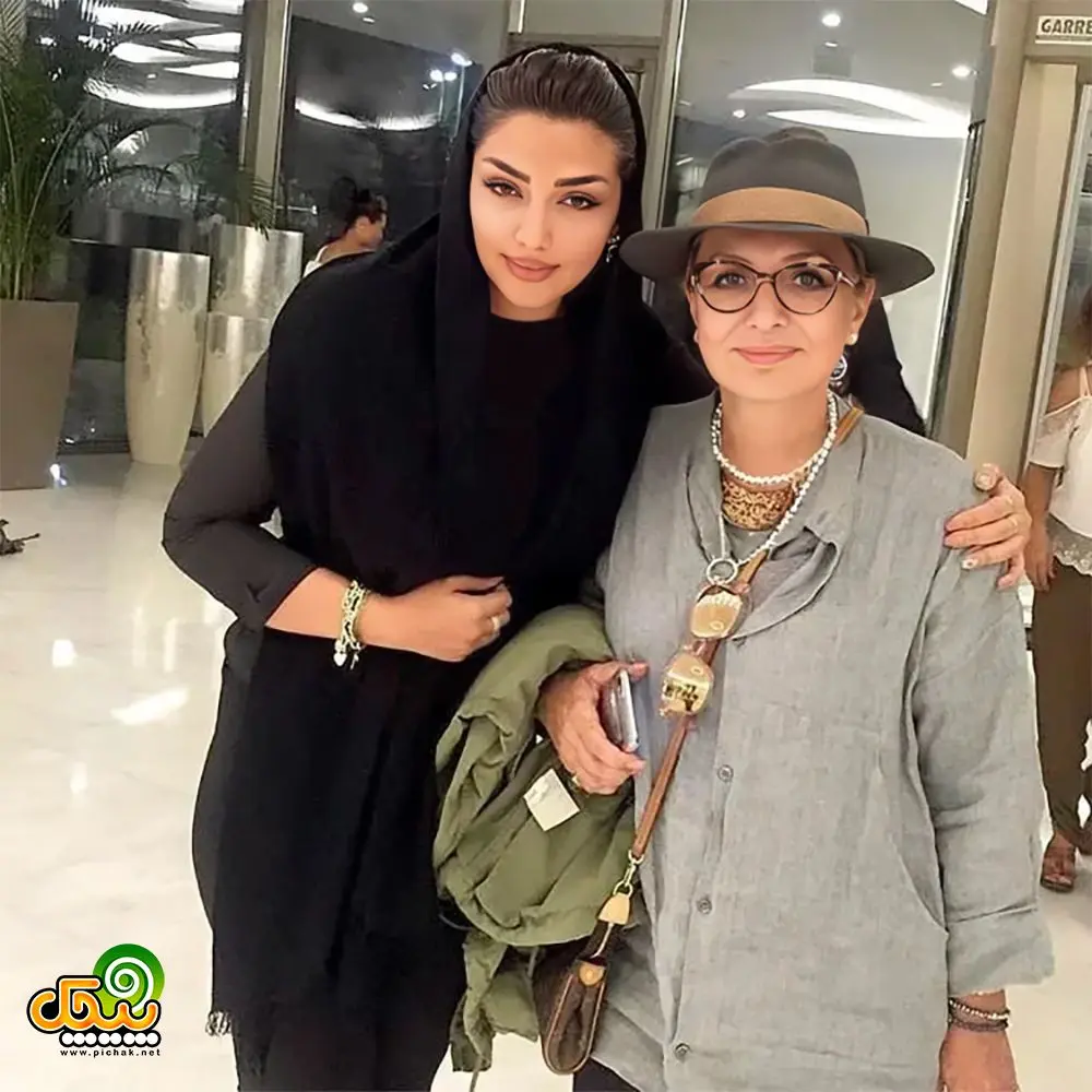 مهسا کامیابی