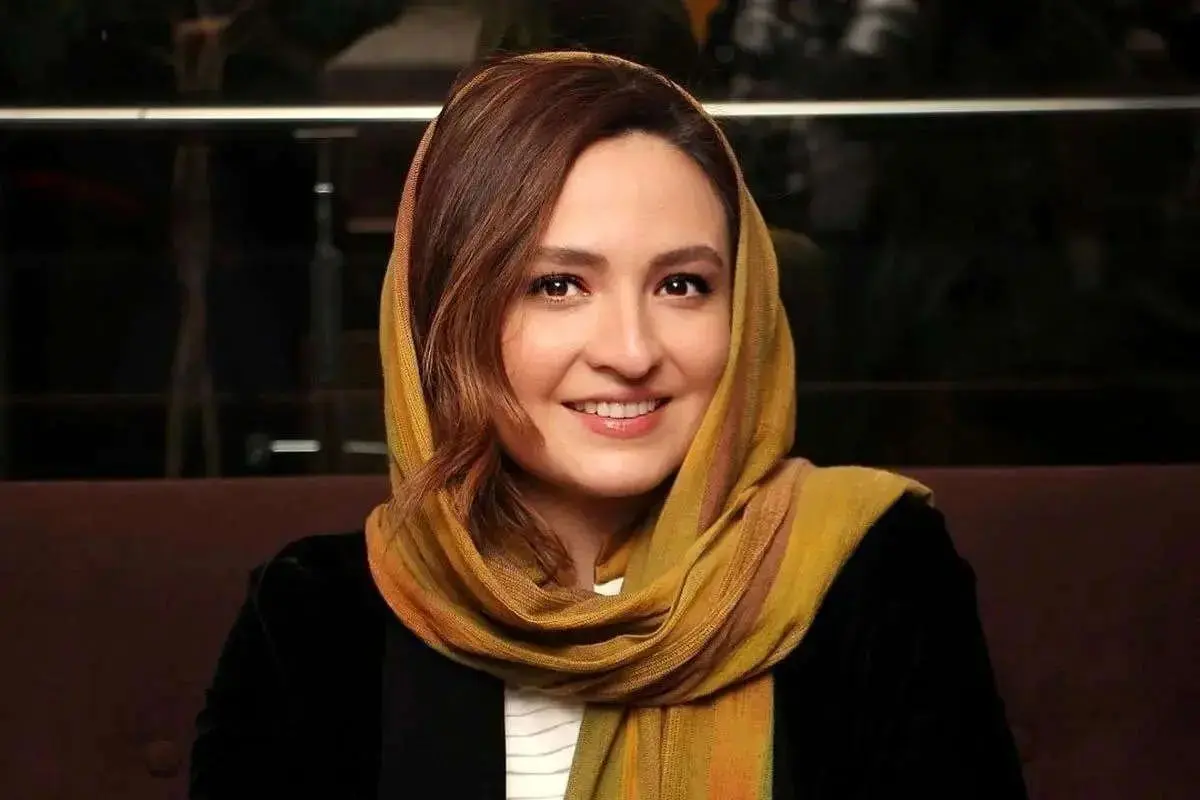 گلاره عباسی