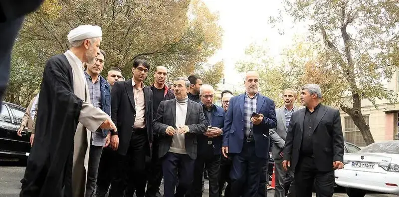 تشییع جنازه خواهر احمدی نژاد