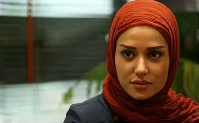  پریناز ایزدیار 