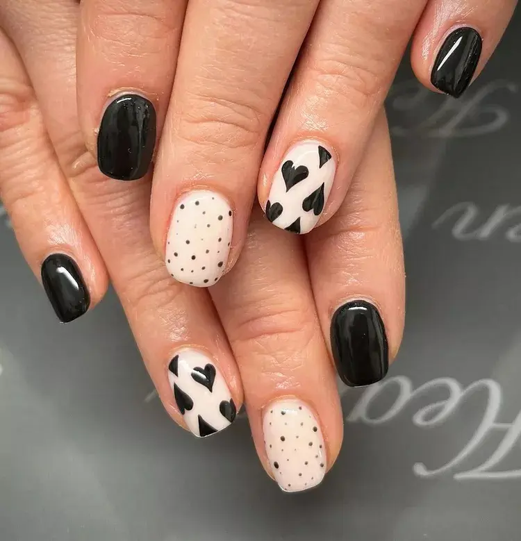nails_and_beauty_by_daisy-88f7e22bd0c84013a612816362aa1f61