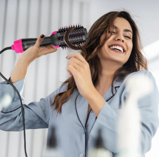 4_in_1_hair_dryer_volumizer_brush_beauty_personal_care_dailysale