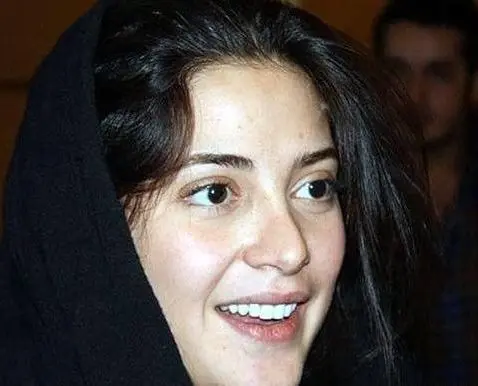 طناز طباطبایی