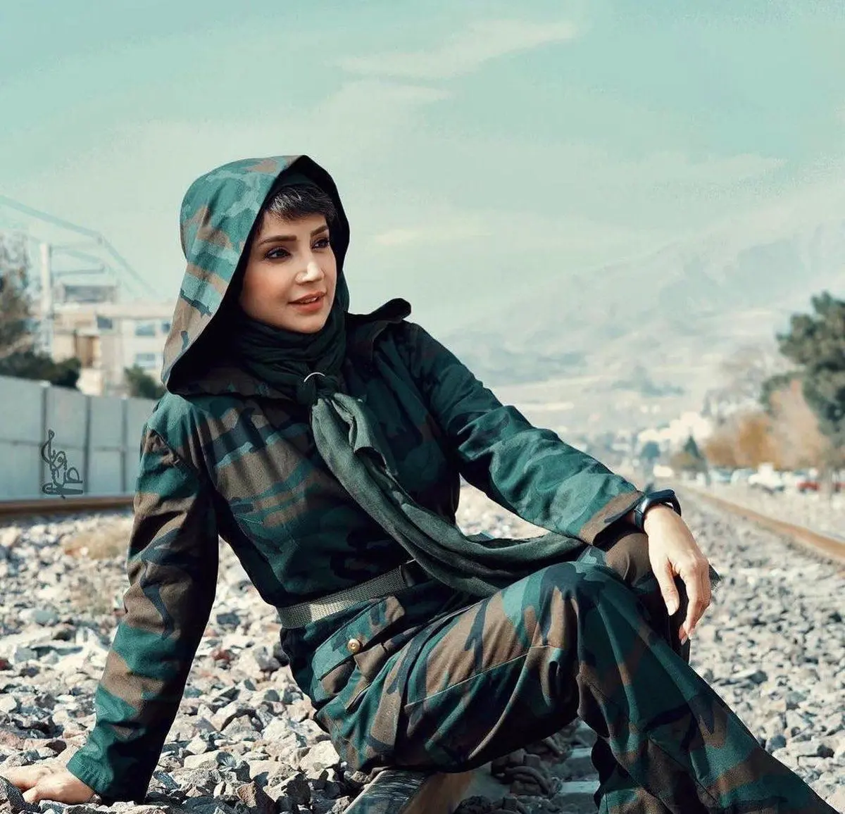 شبنم قلی‌خانی