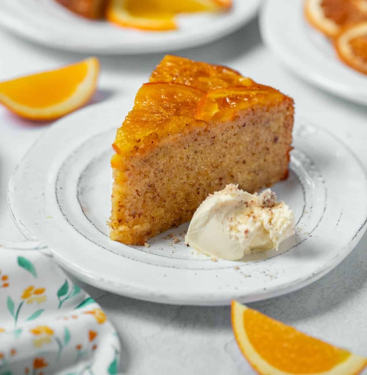 طرز تهیه گام به گام کیک پرتقالی برگردان، یک کیک خوشمزه و جذاب!
