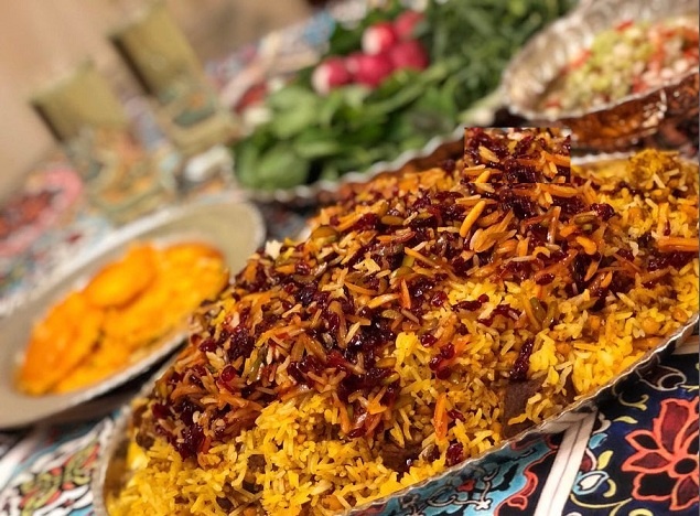 طرز تهیه پلو شاه عباسی ایرانی؛ تجربه یک طعم اصیل و خوشمزه!