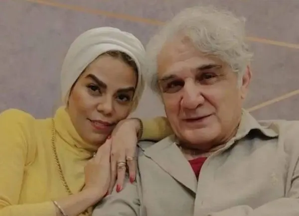 مهنوش صادقی