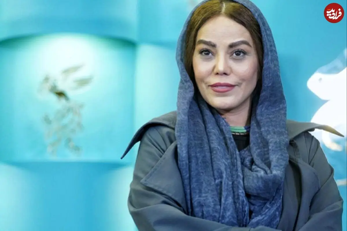 مهنوش صادقی