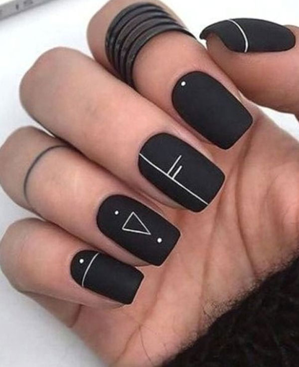 matte-black-nail-model-24