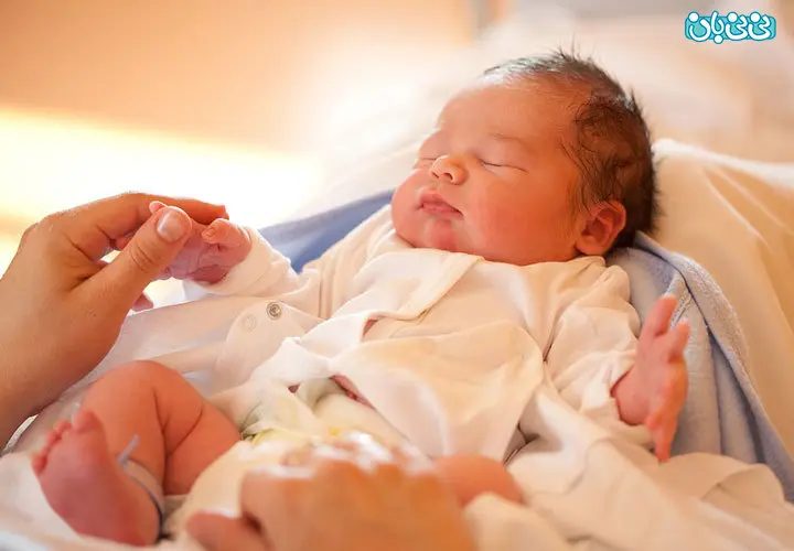 مدفوع طبیعی نوزاد چگونه است