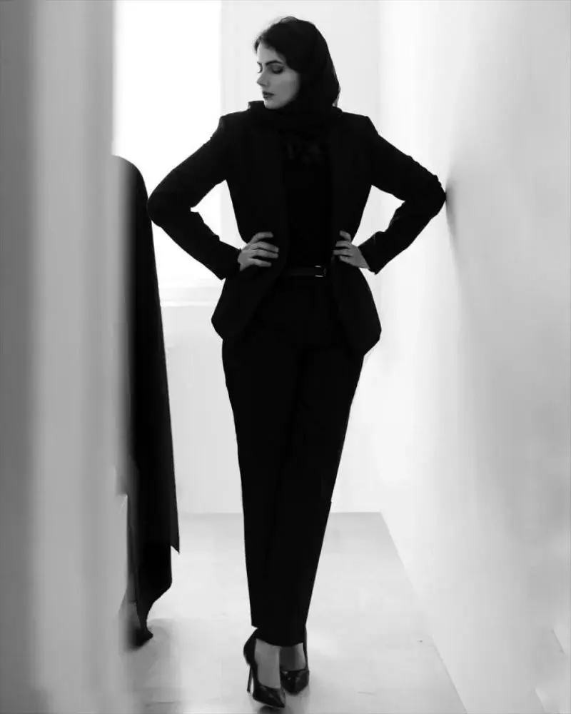 فرزانه فرنام