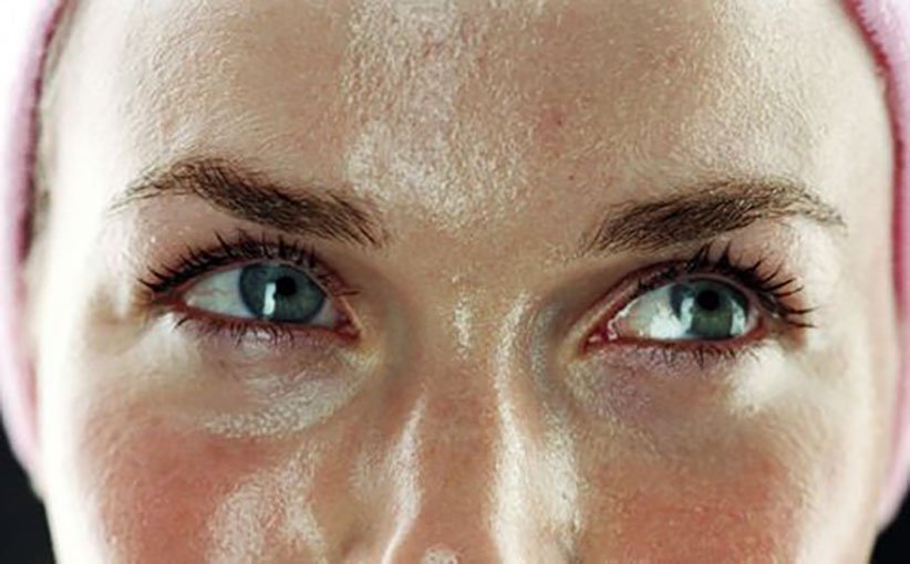 womans-oily-skin-1