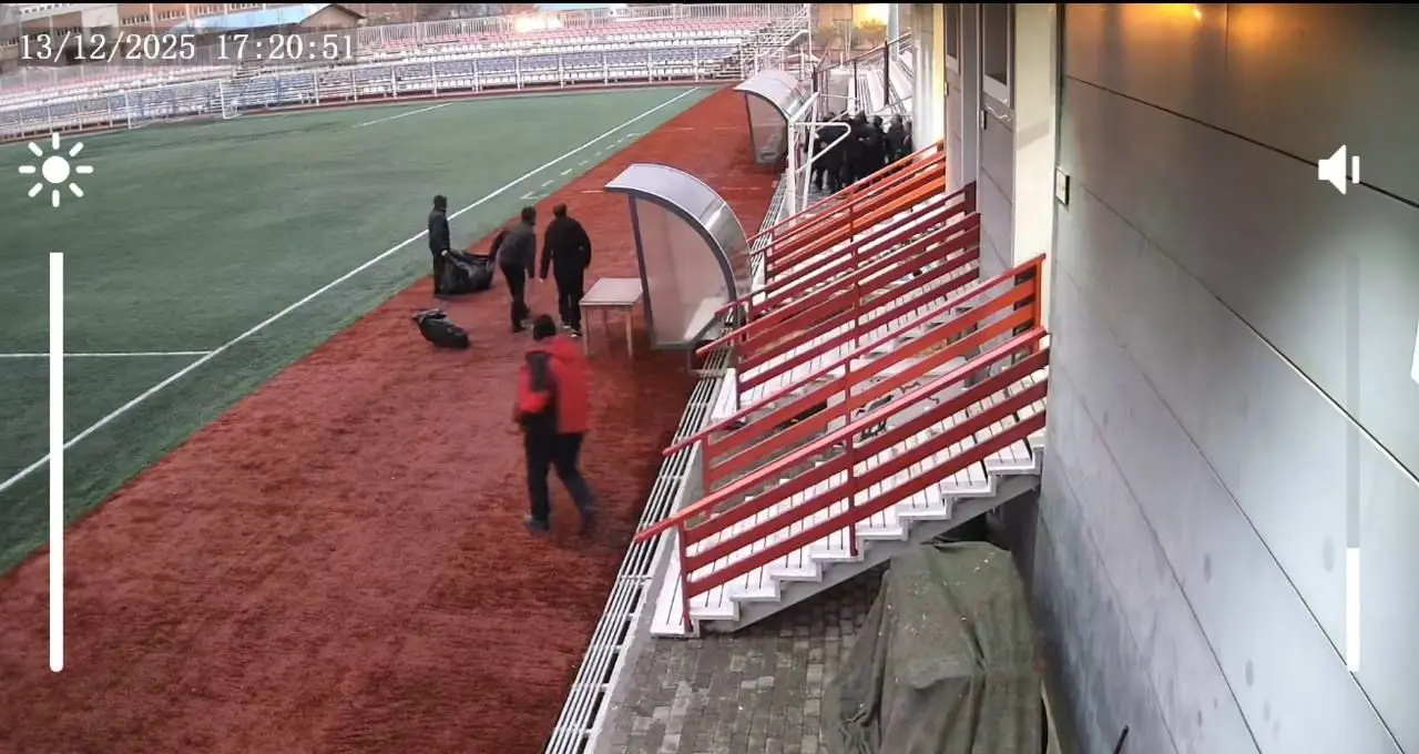 درگیری فکری با خبرنگاران