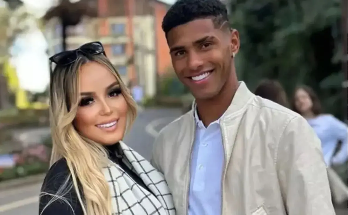 رسوایی اخلاقی فوتبالیست ها 