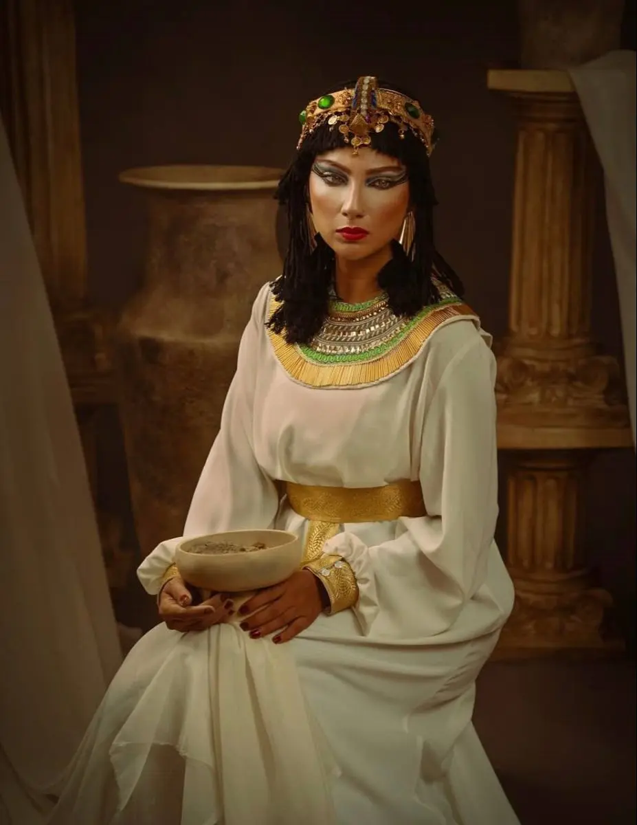 محیا دهقانی