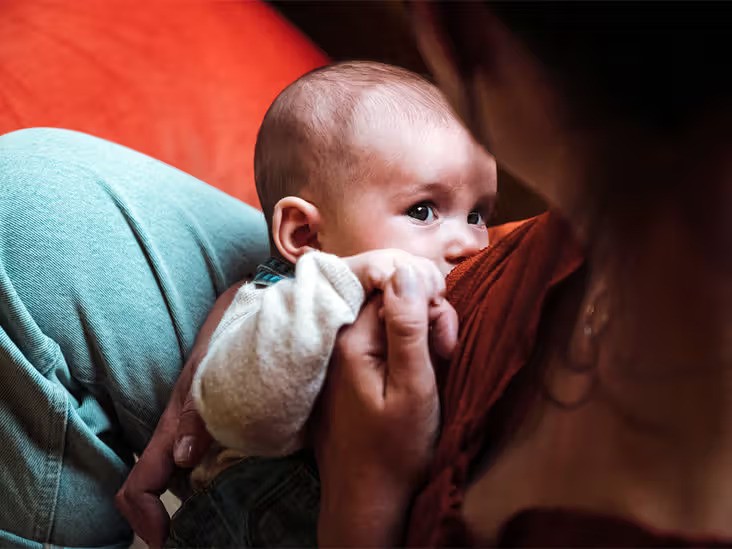 baby-breastfeeding-732x549-thumbnail-1-732x549-ezgif.com-avif-to-jpg-converter