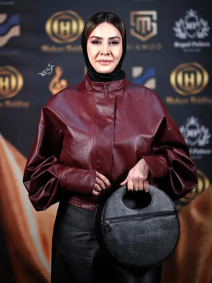 سارا والیانی