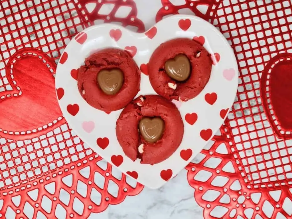 red-velvet-cake-mix-cookies-9