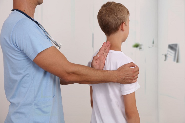 pediatric-scoliosis.jpg.optimal1