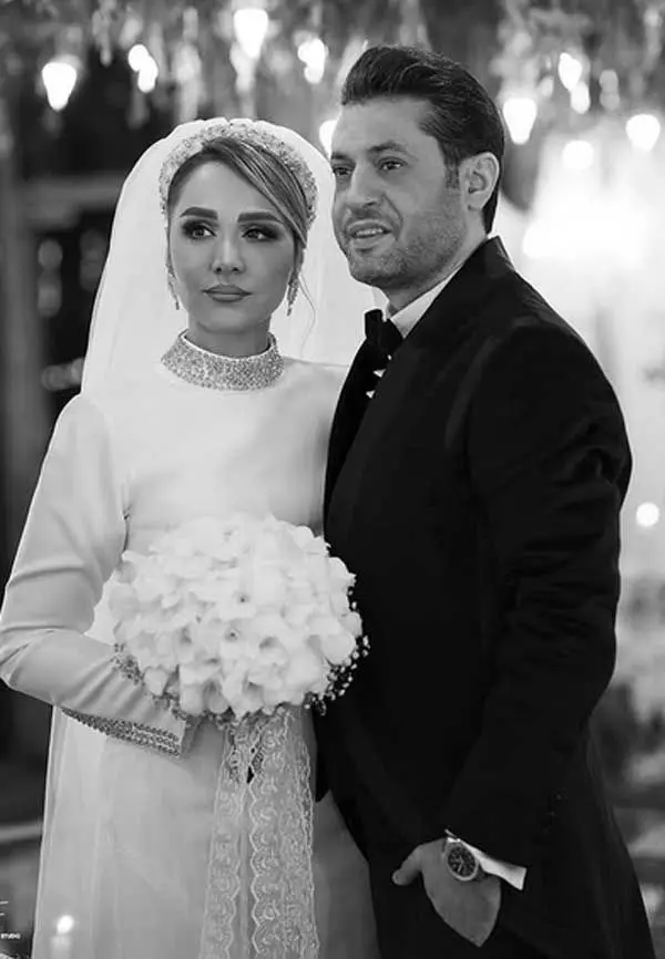 مهرناز دبیرزاده