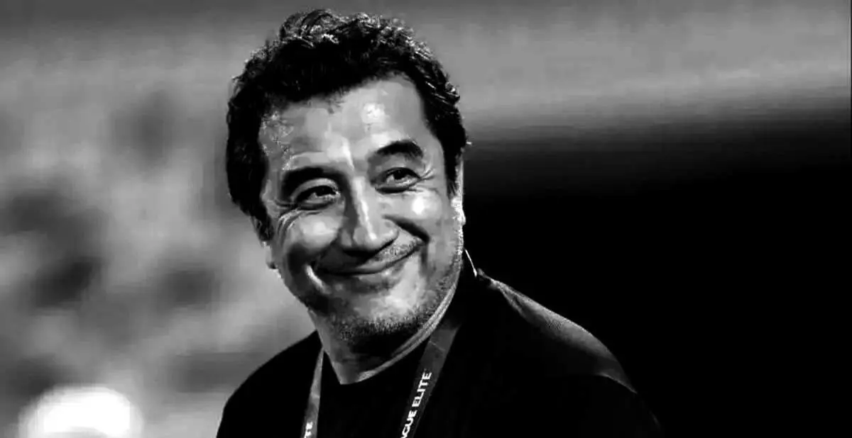 خداداد عزیزی 