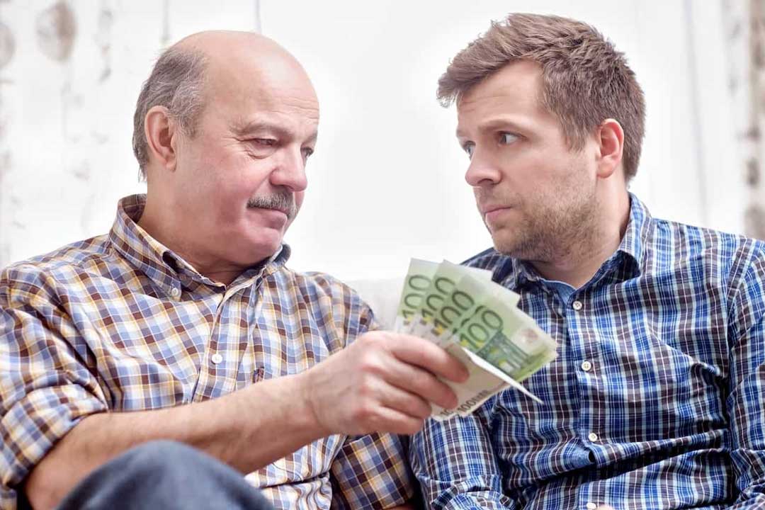 این 5 قانون میگه به آشنا پول قرض نده که پشیمون میشی! هرگز به خانواده و دوستانتان پول قرض ندهید