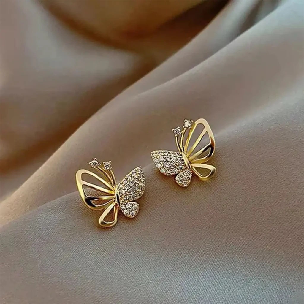 زیباترین و خاص ترین مدل های گوشواره طلا مینیمال با طرح پروانه