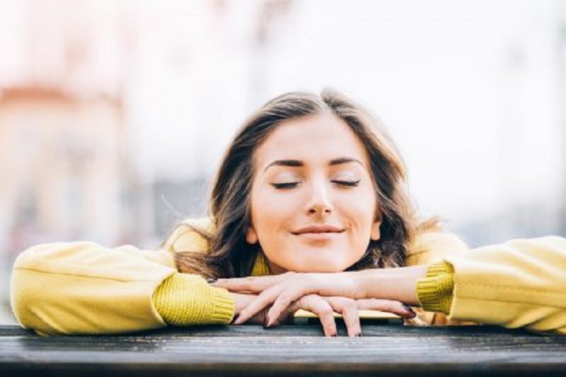 با این 7 تکنیک در لحظات سخت زندگی آرام و ریلکس باشید