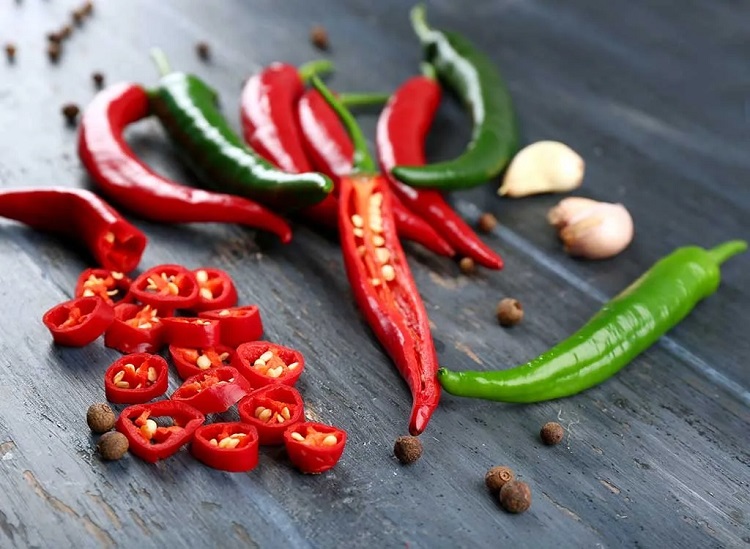 spicy-foods-peppers