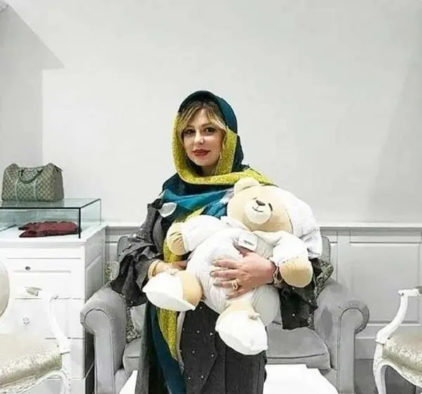 نیوشا ضیغمی