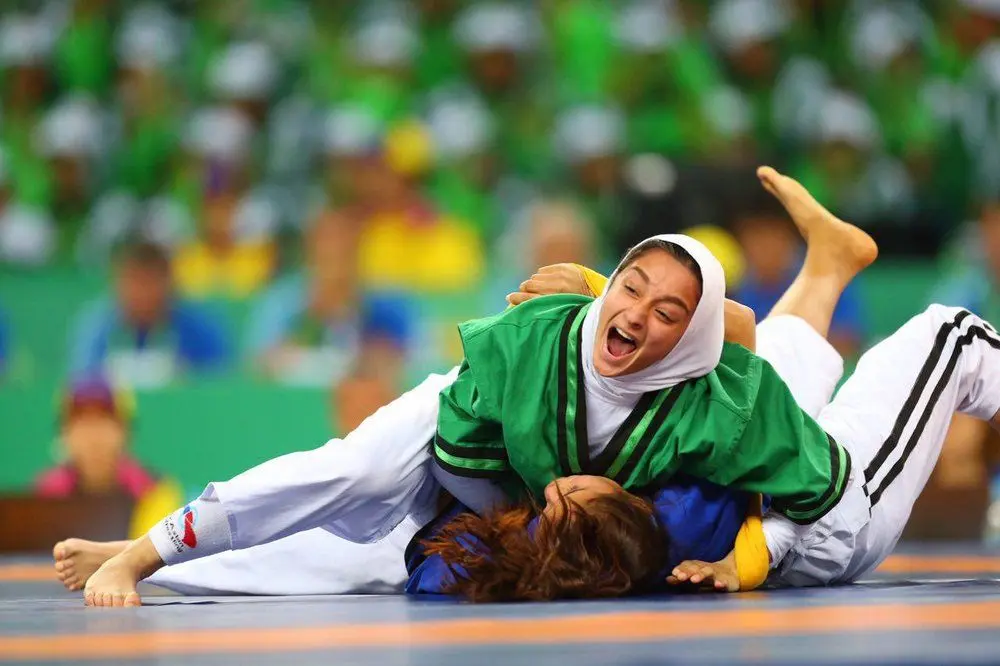 زهرا یزدانی 