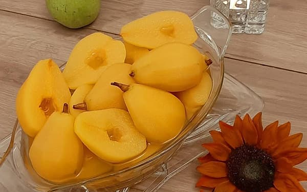 طرز تهیه ساده و خوشمزه کمپوت گلابی خانگی
