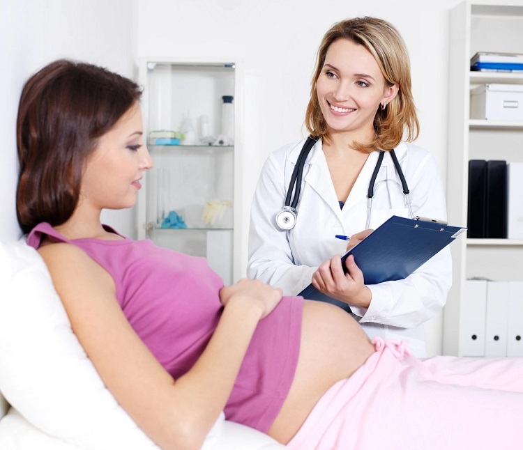 پایین آمدن جنین در بارداری، خطرناک است؟